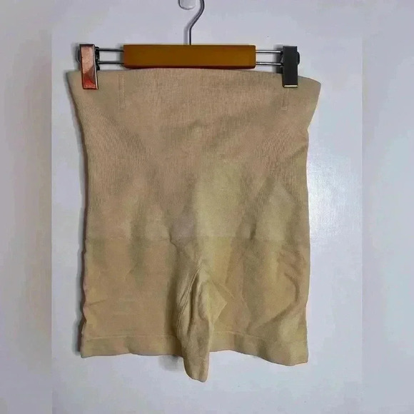BNWT ATTLady Shaper Shorts  in Nude Size L - Picture 9 of 13
